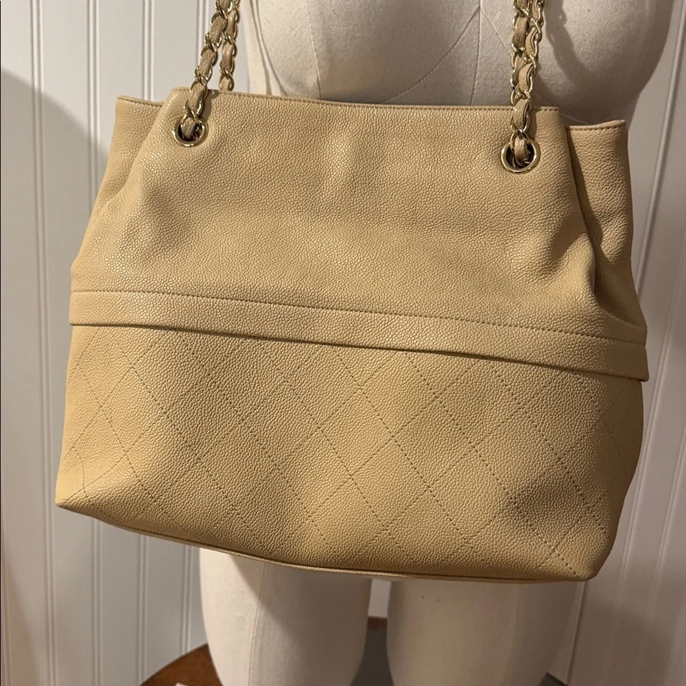 Chanel Large Beige Quilted Calfskin Zip and Carry Tote with‎ COA